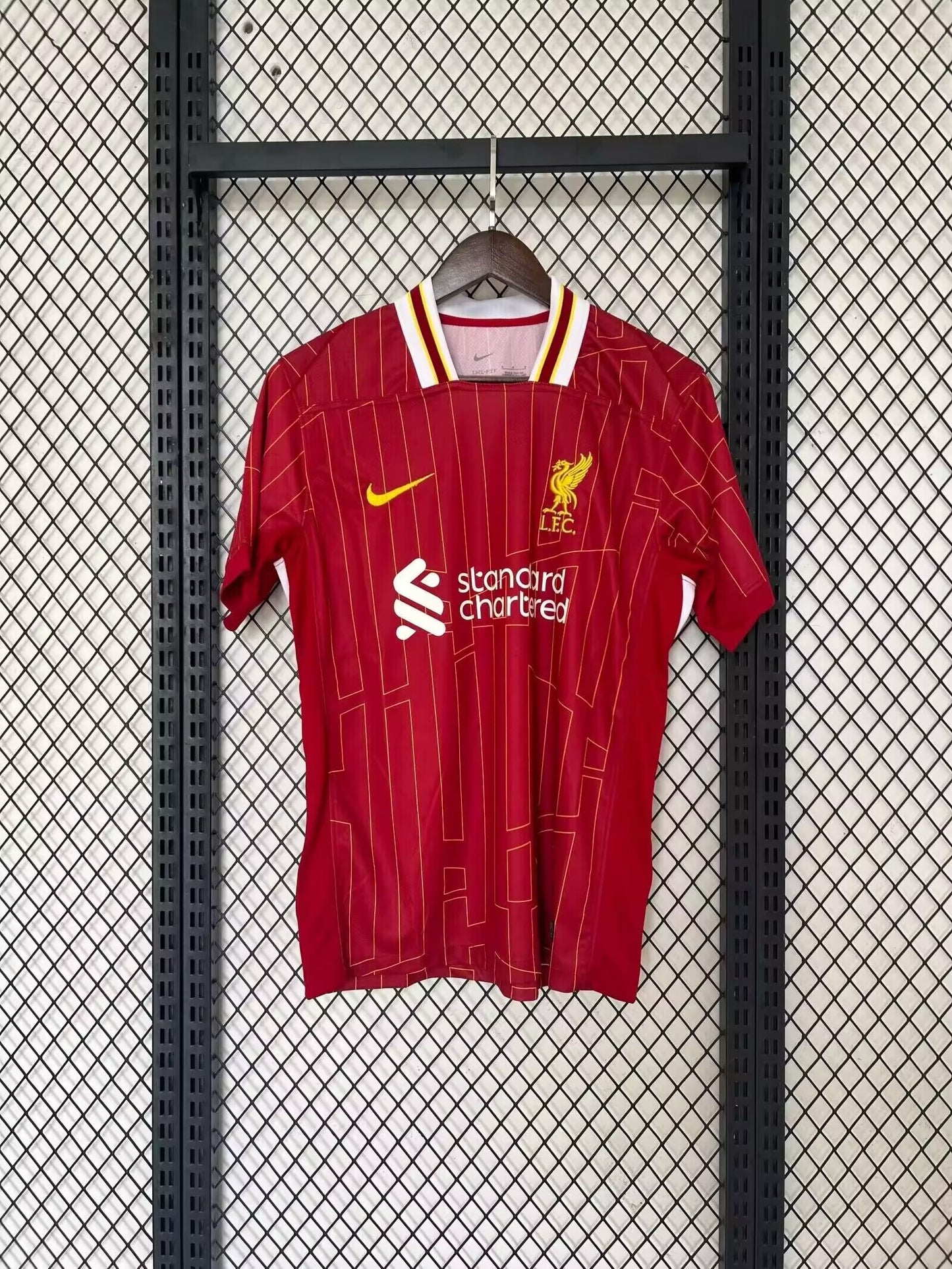 Camisola Principal Liverpool 2024-2025